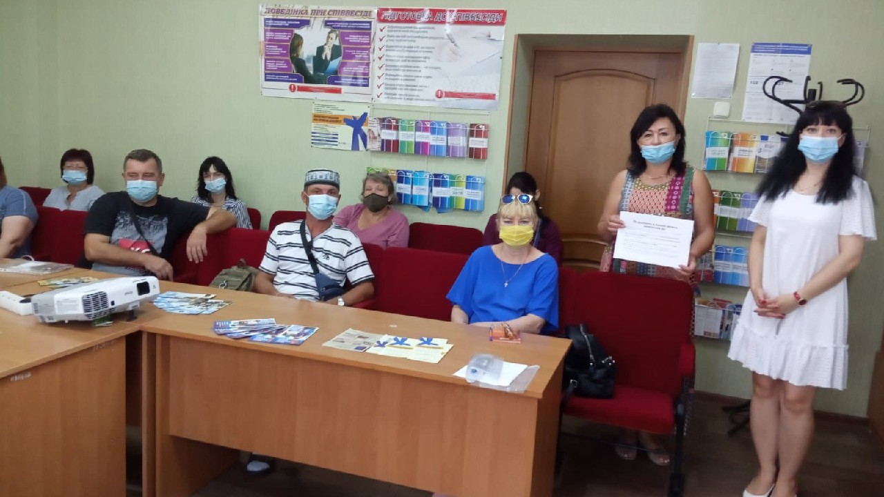 Лубенський міський Центр соціальних служб проводить інформаційну роботу щодо протидії торгівлі людьми