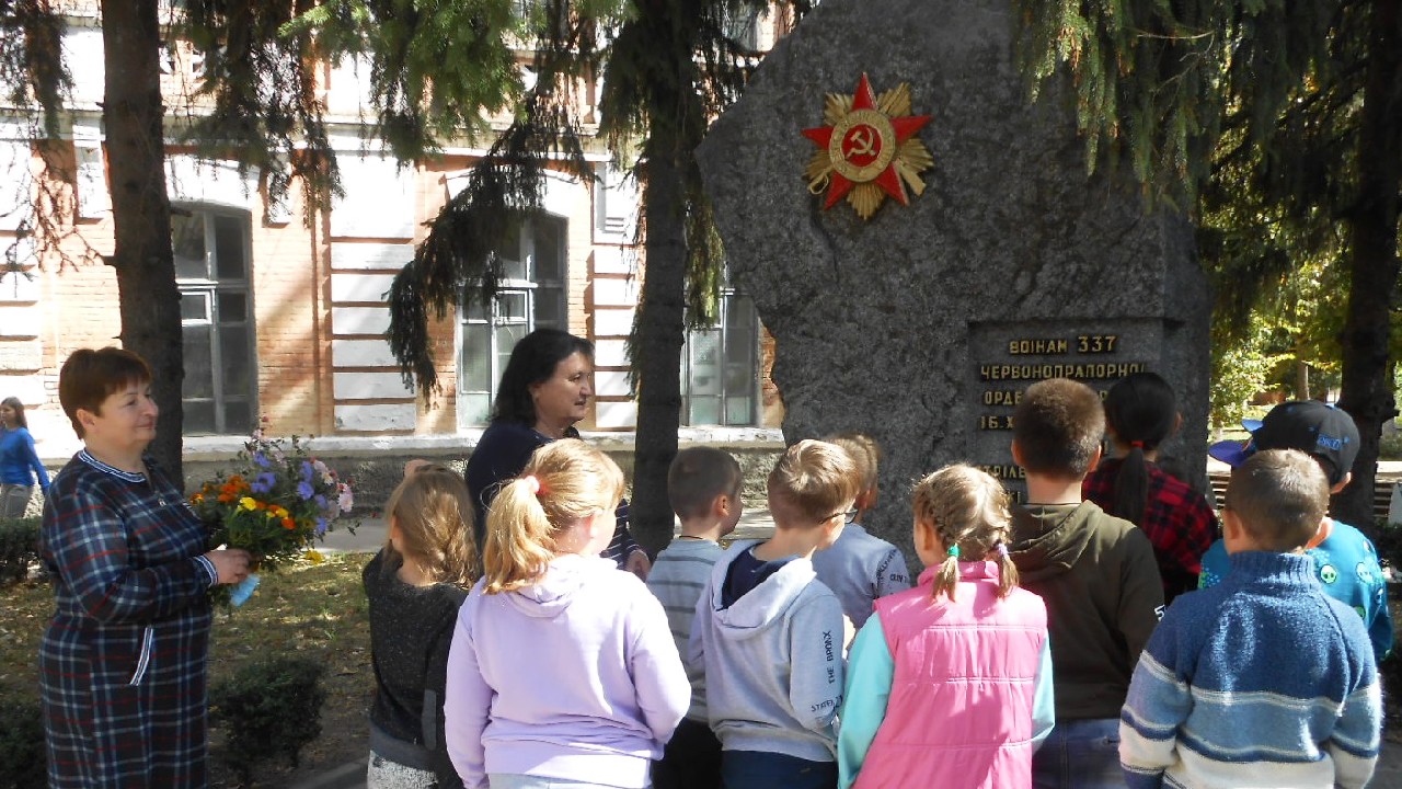 До Дня міста у дитячій бібліотеці провели літературно-краєзнавчу годину