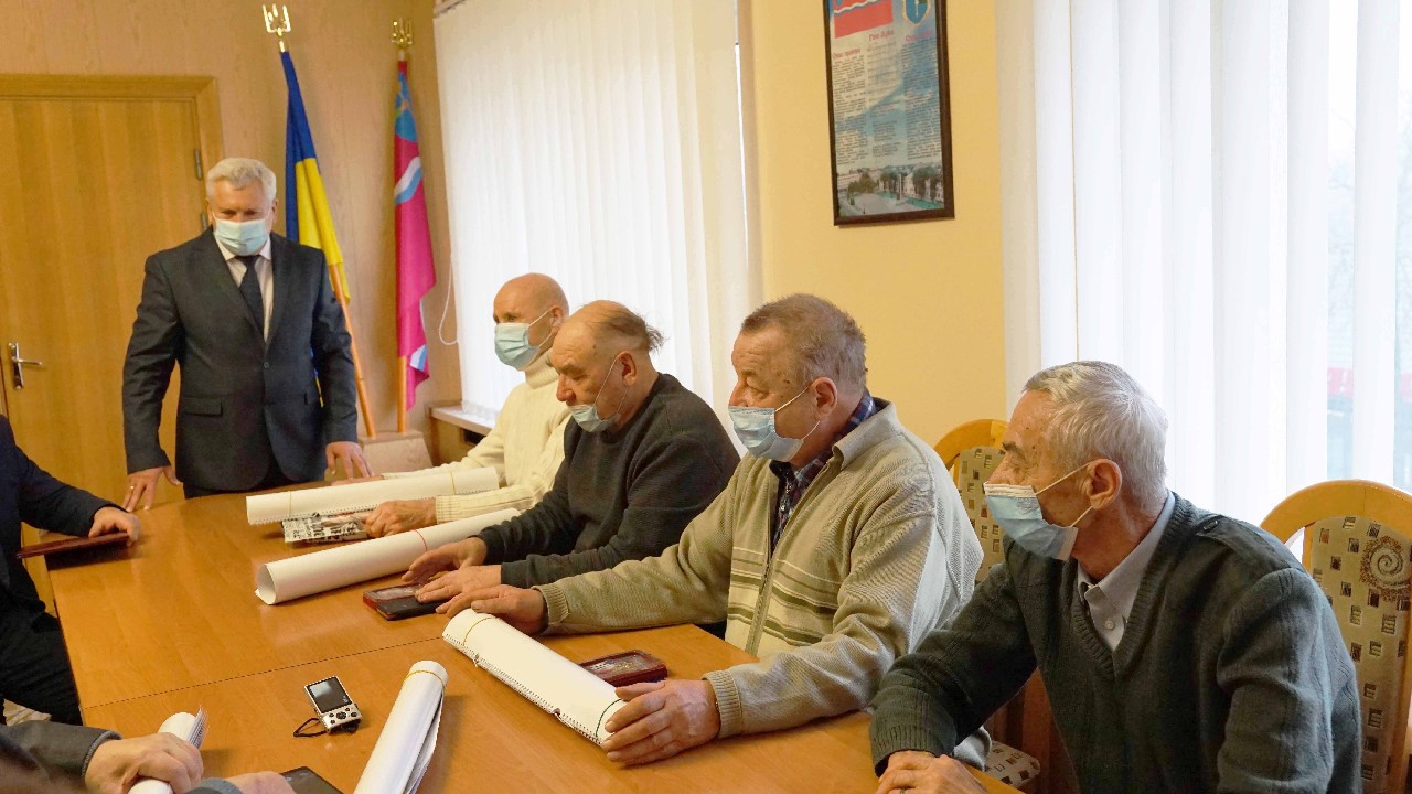 Привітали ветеранів органів самоврядування