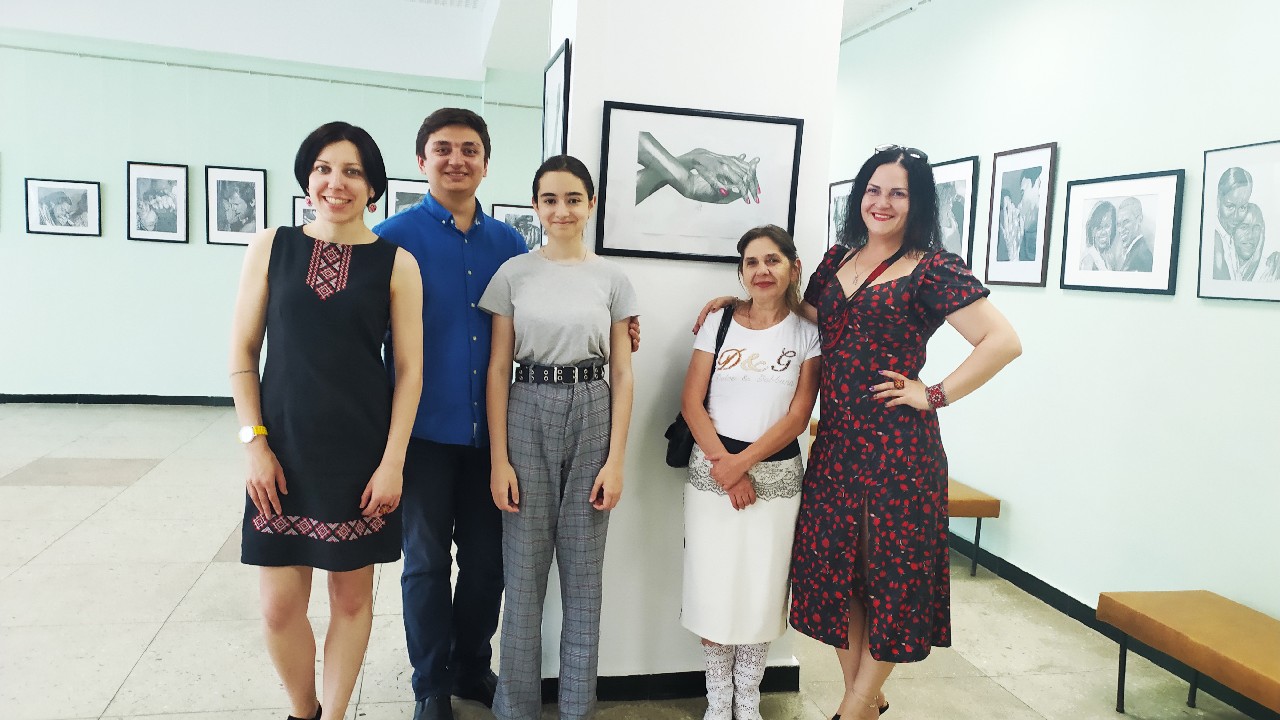  "Кохання в повітрі". Відкриття виставки Оксани Шабас