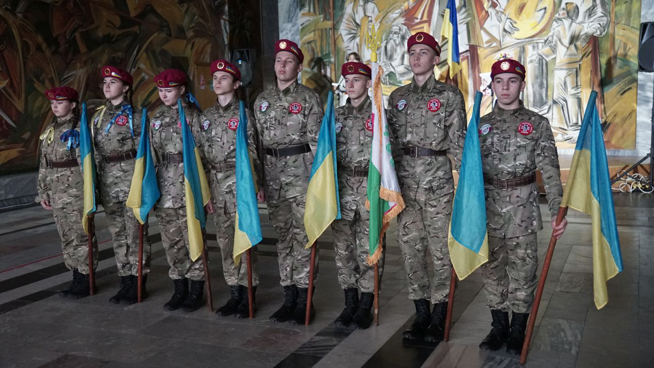 «Народ мій є! Народ мій завжди буде! Ніхто не перекреслить мій народ»!