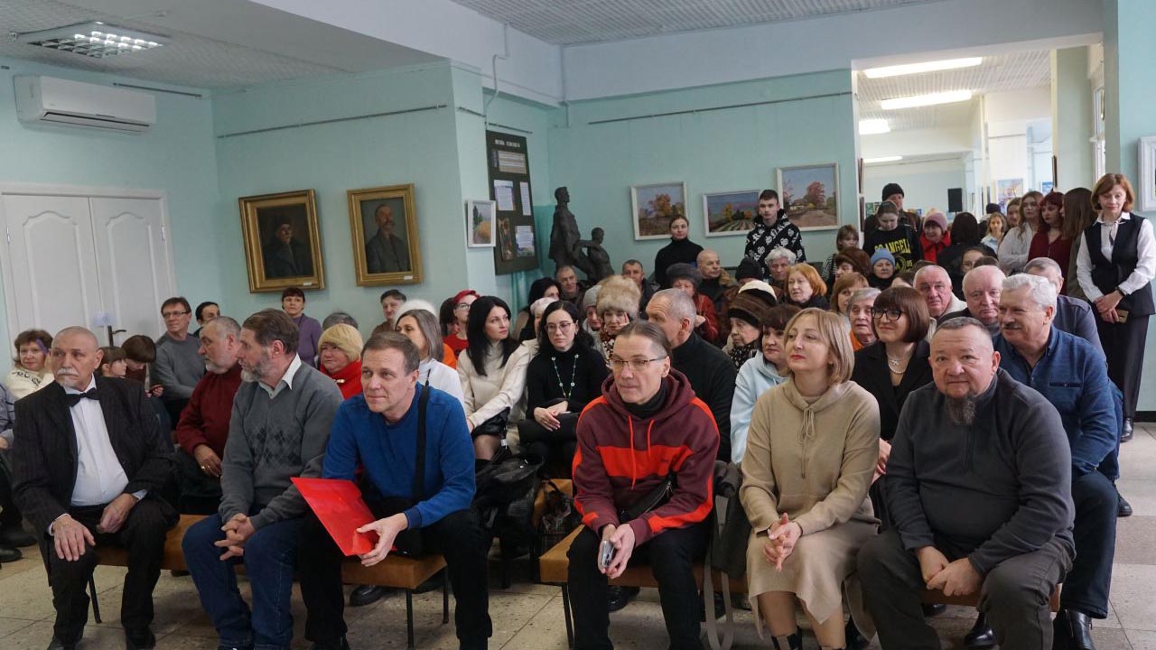 Відбулося відкриття ювілейної виставки «Барви життя Василя Семенюти»