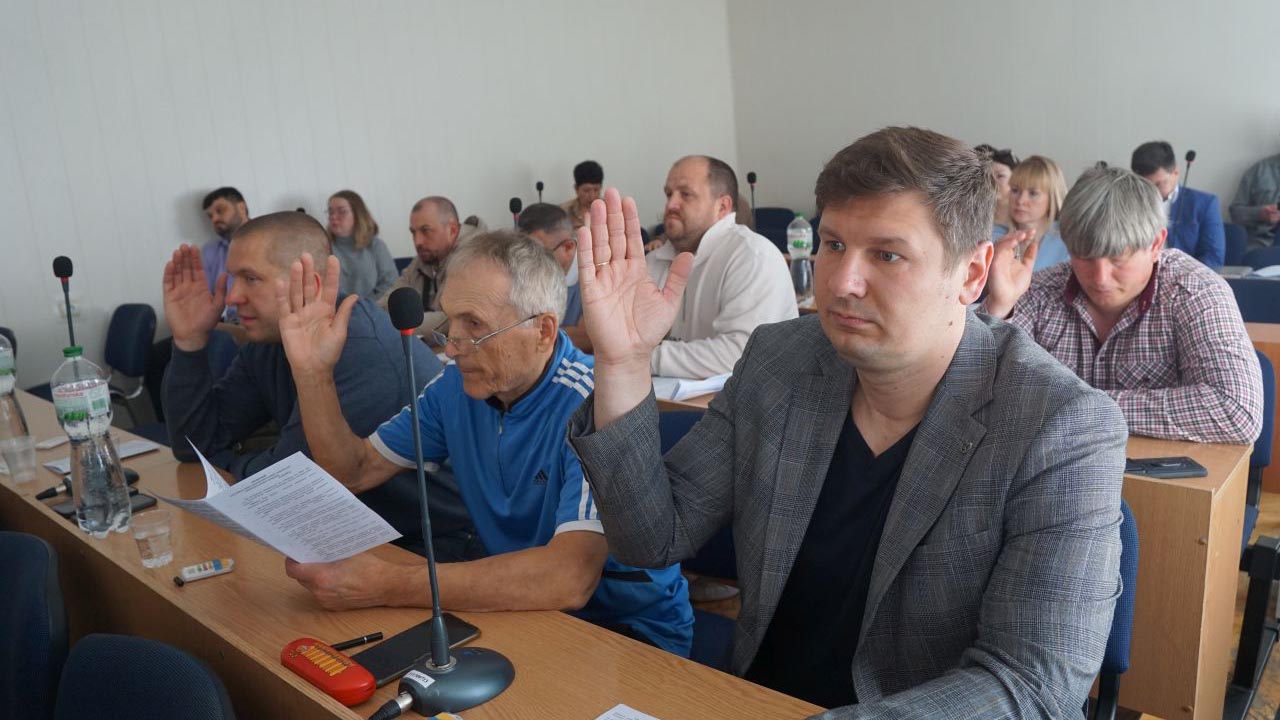 Відбулася  позачергова сесія  Лубенської міської ради