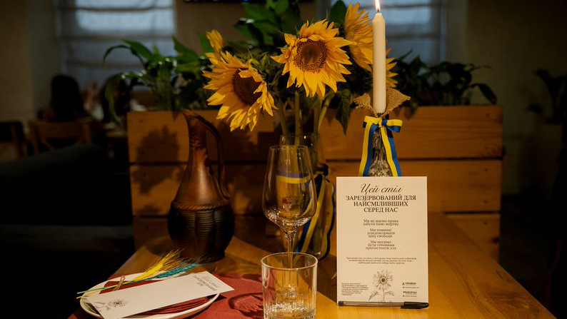 Лубенці долучилися до акції "Стіл пам’яті"