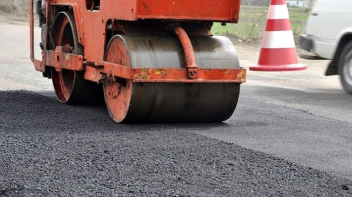 Триває ремонт доріг