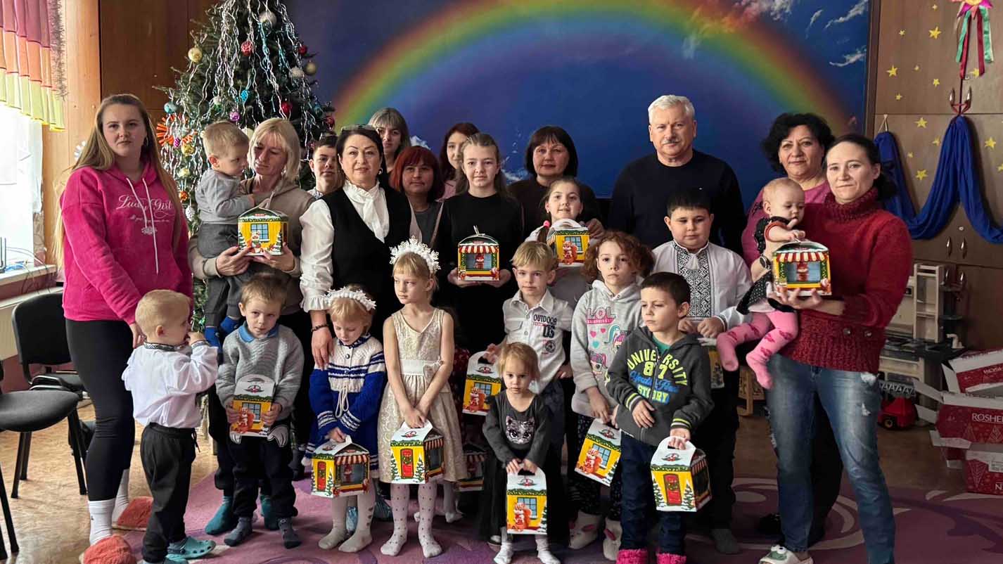 Привітання отримали діти, які мріють повернутися додому