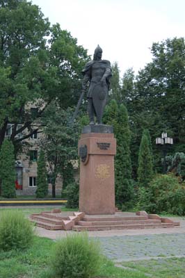 13 Пам'ятний знак давньоруському воїну