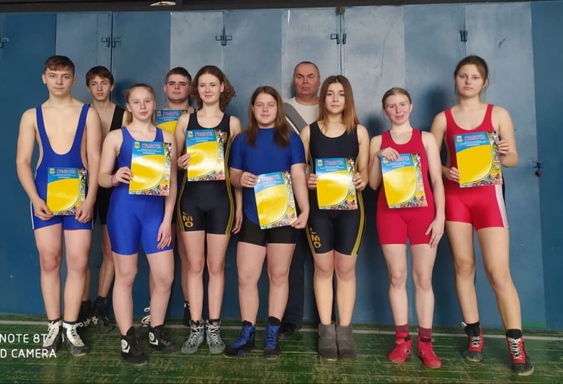 Чемпіонат області з вільної боротьби серед чоловіків та жінок до 23 років